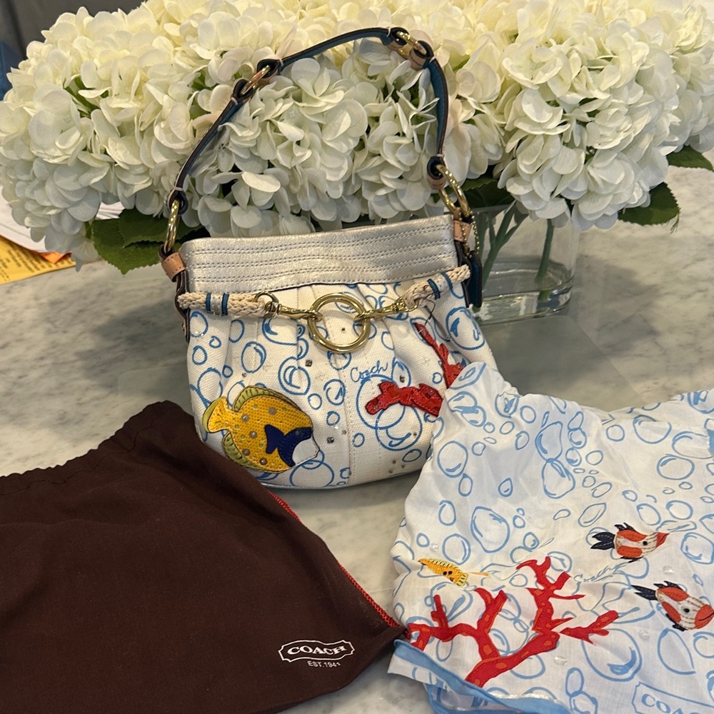 Coach Rare Limited Edition Mini Purse, Dust bag and Matching Silk Twilly - Picture 4 of 11